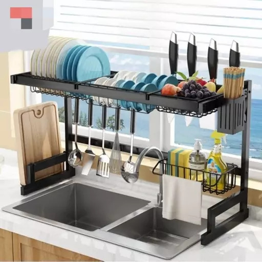 آبچکان پشت پنجره ای روسینکی